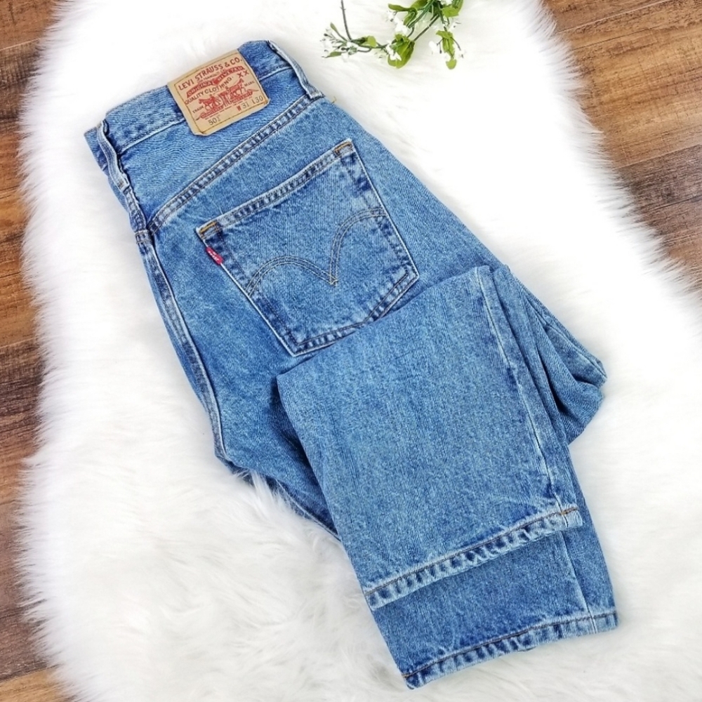 Vintage Levi's 501 High Rise Mom Jeans